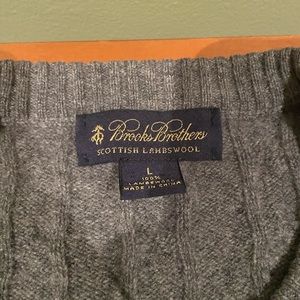 Brooks Brothers gray crew neck